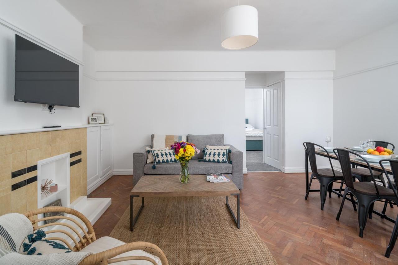 Bright West Hampstead Retreat * Londra